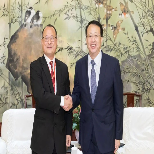 上海市市长龚正会见蔡冠深率领的香港中华总商会代表团